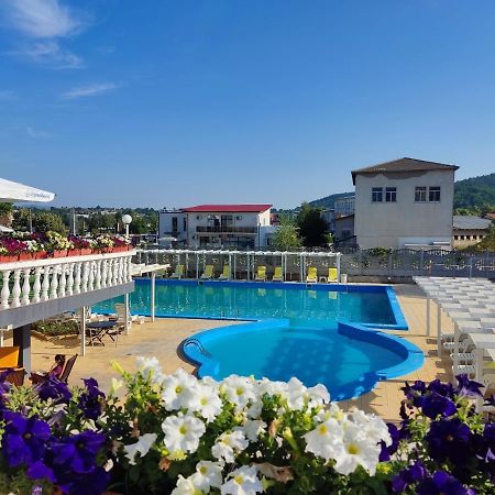 Hotel Elit Kirkovo  Exterior photo