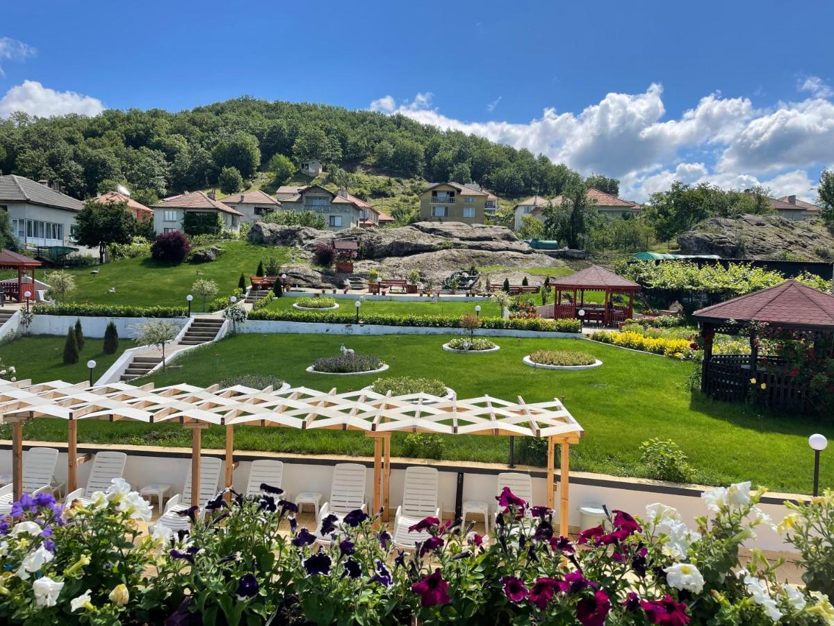 Hotel Elit Kirkovo  Exterior photo