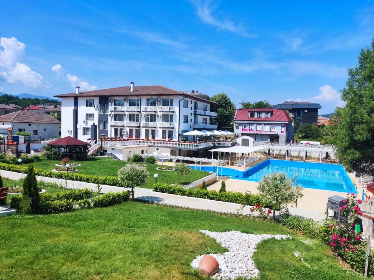 Hotel Elit Kirkovo  Exterior photo