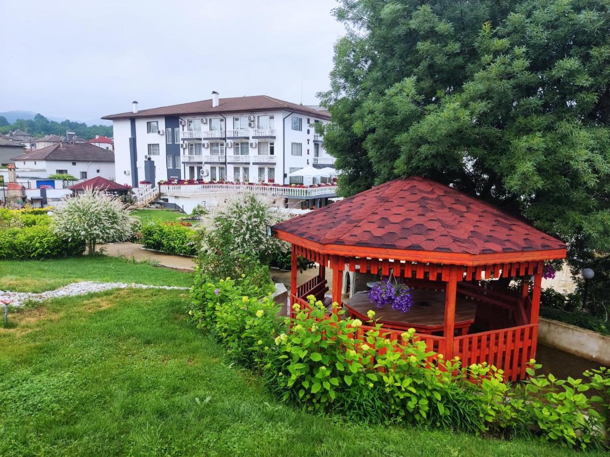 Hotel Elit Kirkovo  Exterior photo