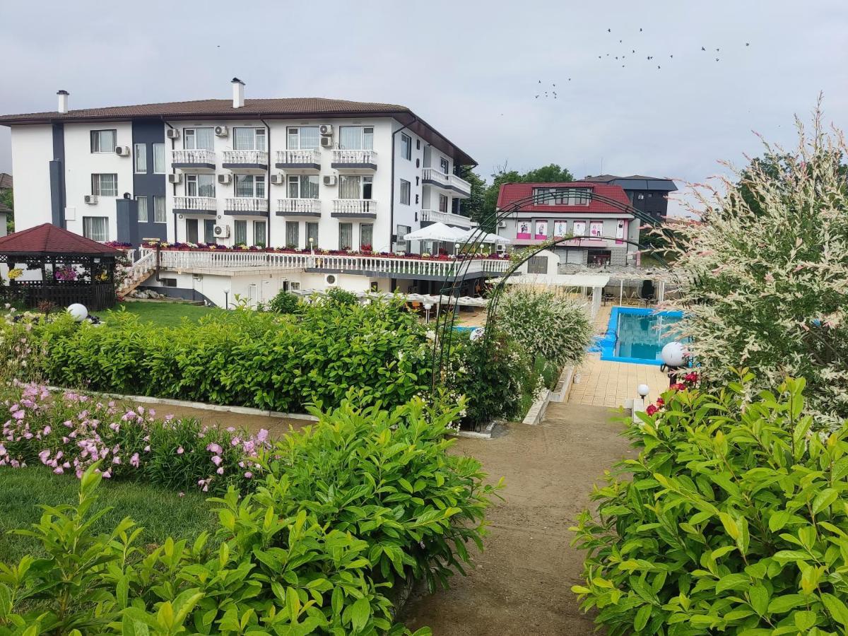 Hotel Elit Kirkovo  Exterior photo